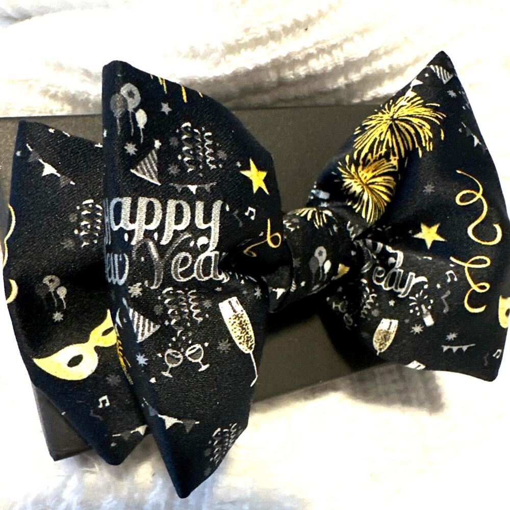 Midnight bow ties New Year’s Eve party wear NWT holiday Christmas gift